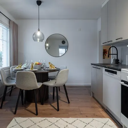 Santa's Star I Near Scv *