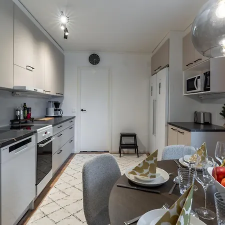 Villa Santa's Star I Near Scv