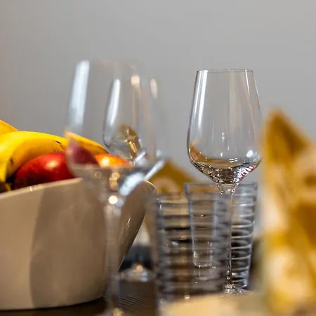 Santa's Star I Near Scv *