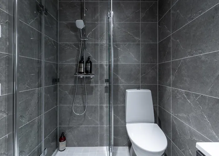 Santa's Star I Near Scv *