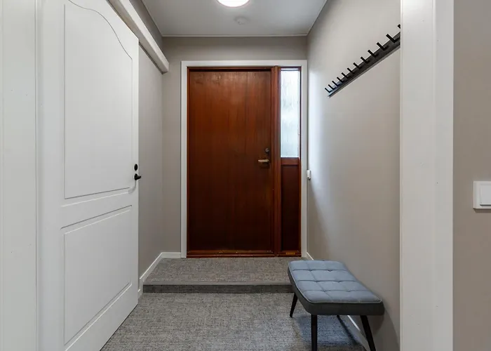 Santa's Star I Near Scv